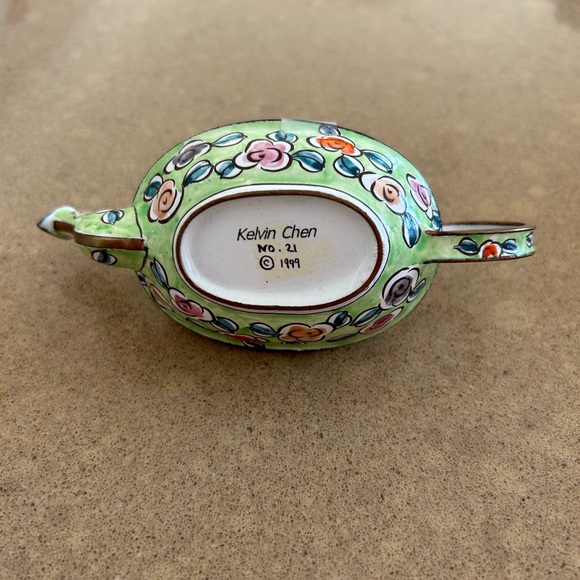 Vintage 1999 Kelton Chen Handmade Enameling Miniature Teapot #21 - Picture 3 of 4